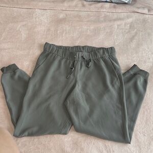 Women’s Gray Jogger Pants